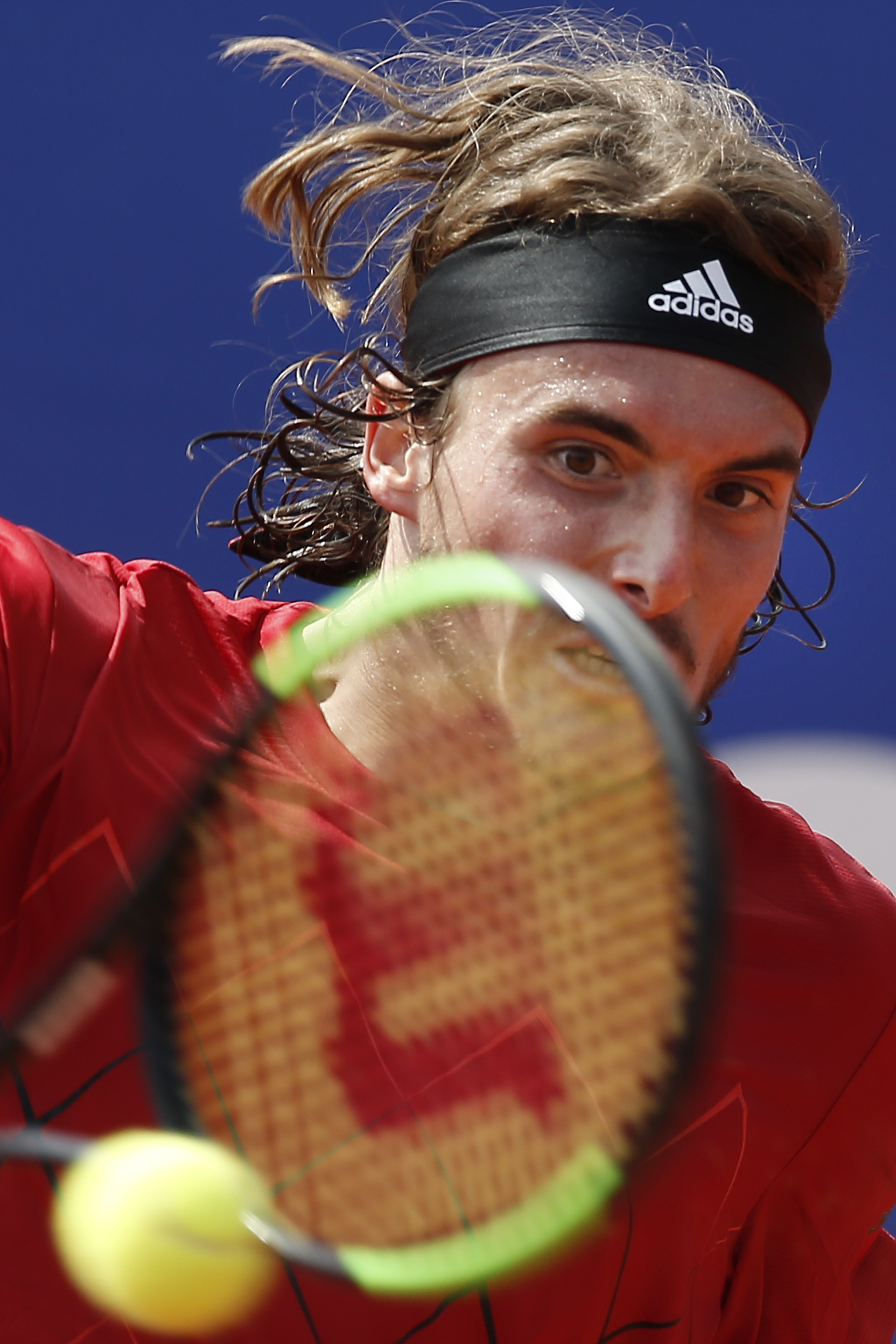 世俱杯时间-世界网球队绝地反击欧洲网球队,西西帕斯完成帽子戏法的简单介绍